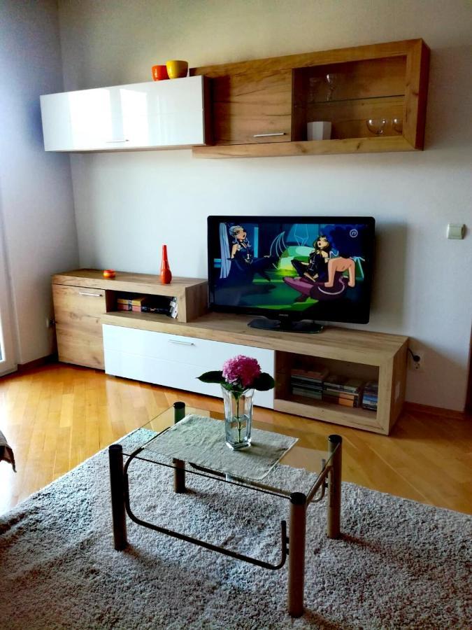 Apartment Mia - Spacious Apartment On 85 M2 With Beautiful Sea View Трогир Экстерьер фото