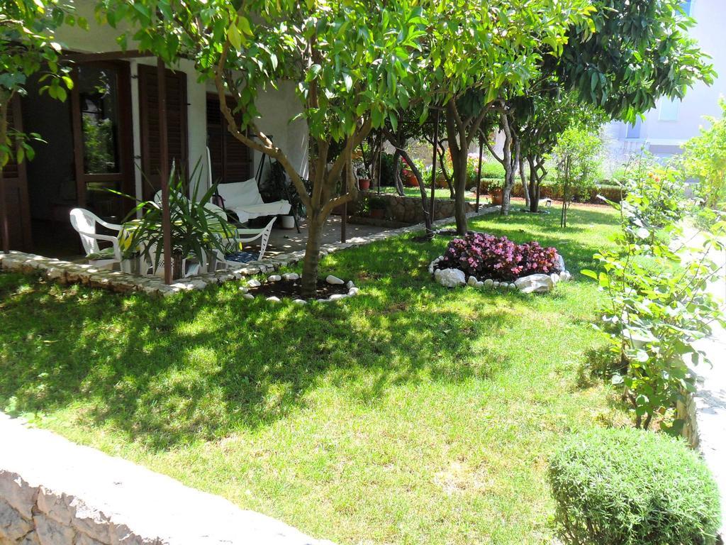 Apartment Mia - Spacious Apartment On 85 M2 With Beautiful Sea View Трогир Экстерьер фото